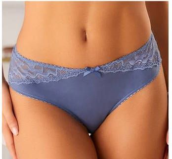 Lascana Tanga Emiliana van gebloemde kant