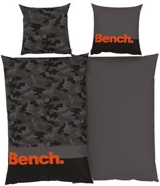 Bench. Tweezijdig te gebruiken overtrekset Bench met belettering